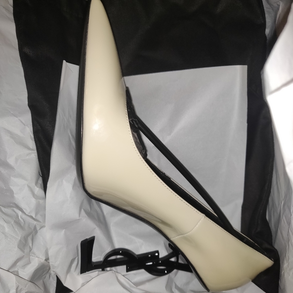 Saint laurent OpYum Patent 110mm YSL-Heel Pumps NEW with box Size: 8.5B / 38.5EU - Picture 3 of 5